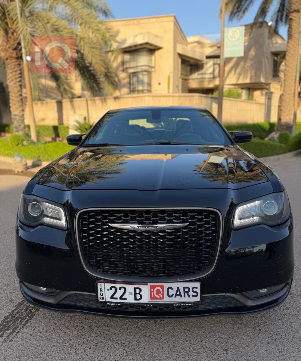 كرايسلر 300